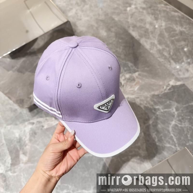Prada Hat 041702