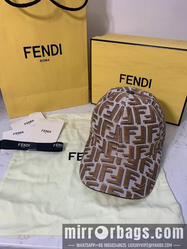 Fendi Hat dx30