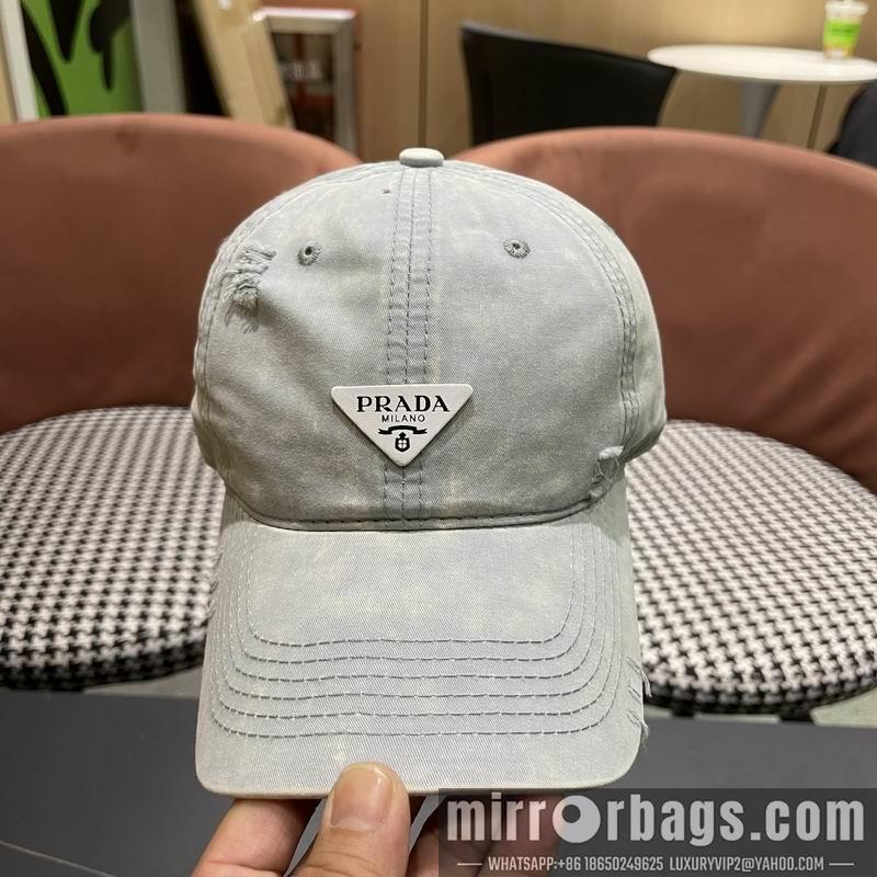 Prada Hat 040204