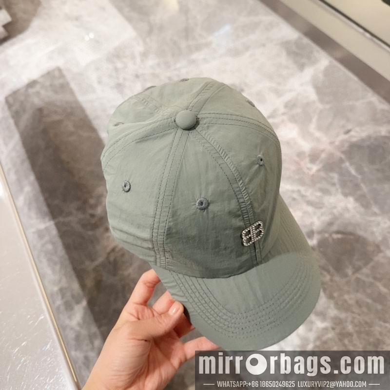 Balenciaga Hat dx64