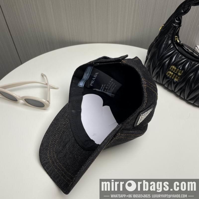 Prada Hat 010401