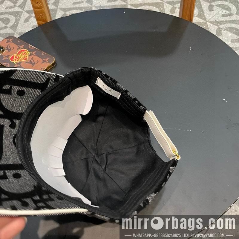 Dior Hat 032001