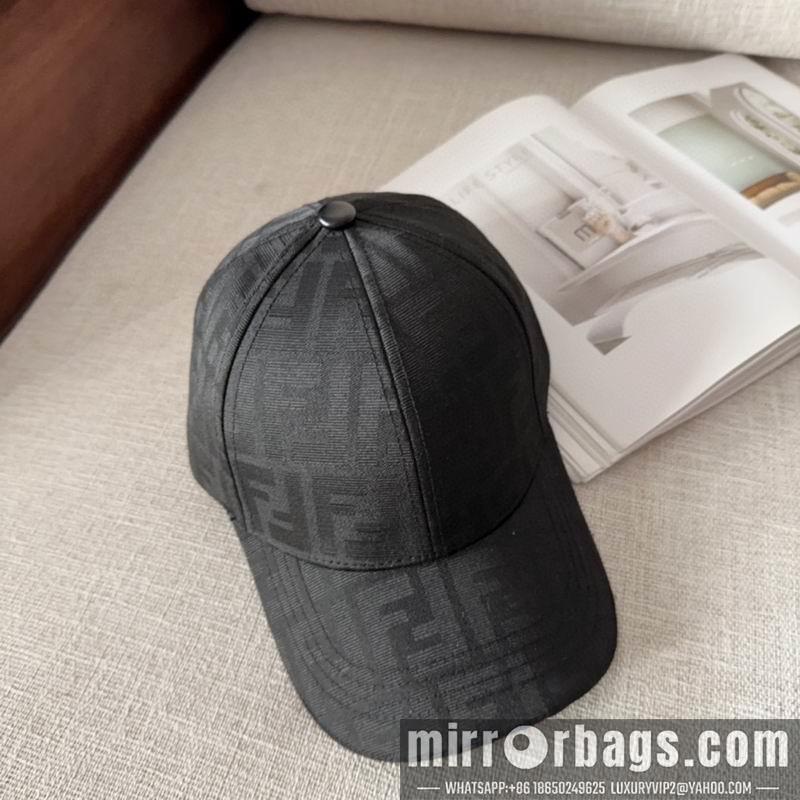 Fendi Hat dx69
