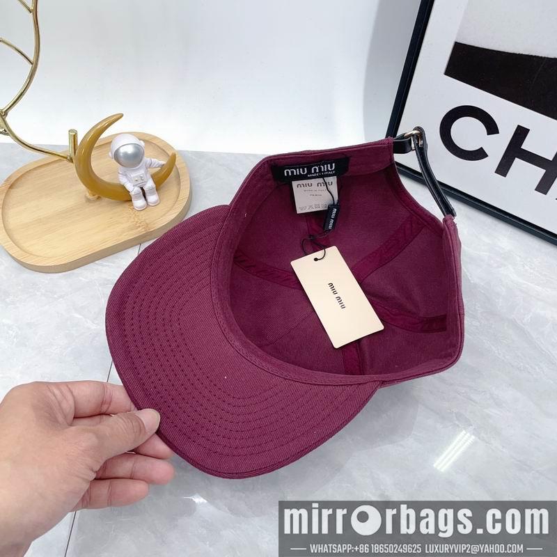 Miumiu Hat dx07