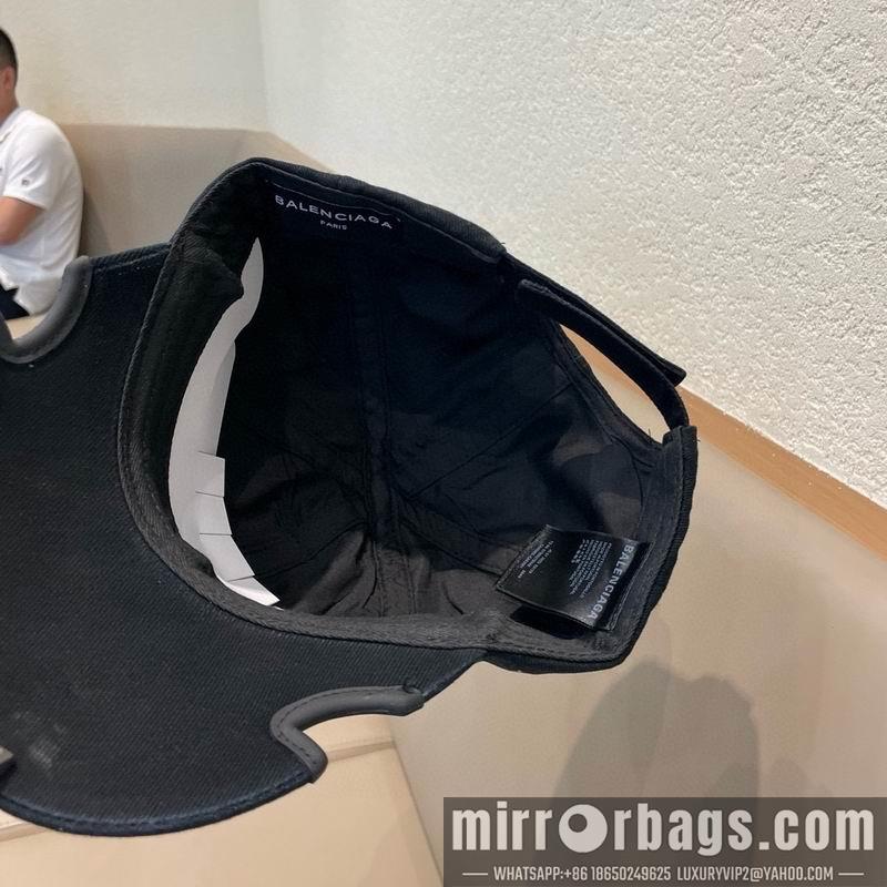 Balenciaga Hat 081802