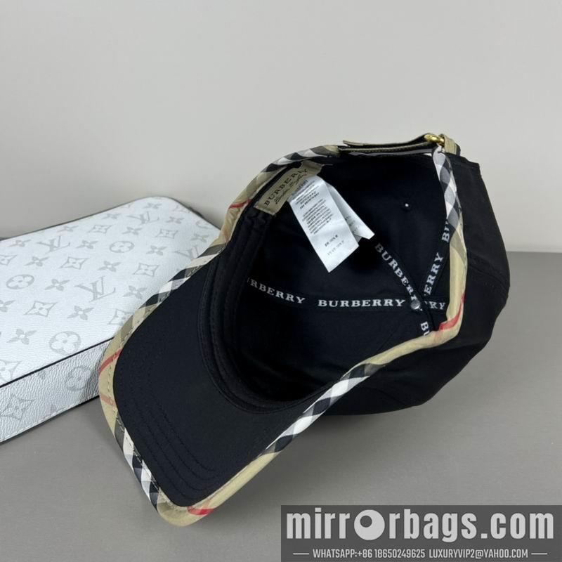 Burberry Hat dx18