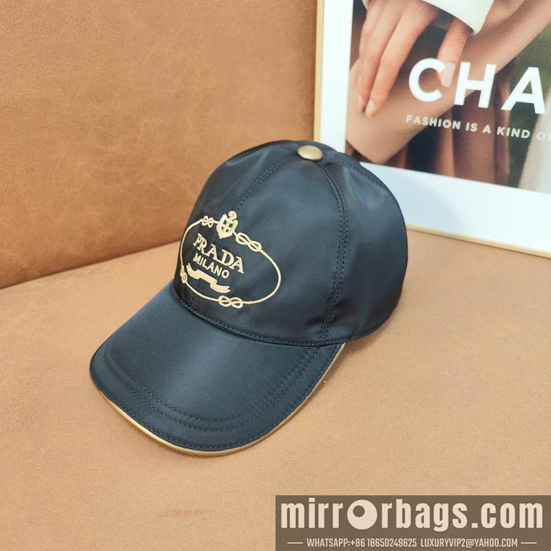 Prada Hat dx35
