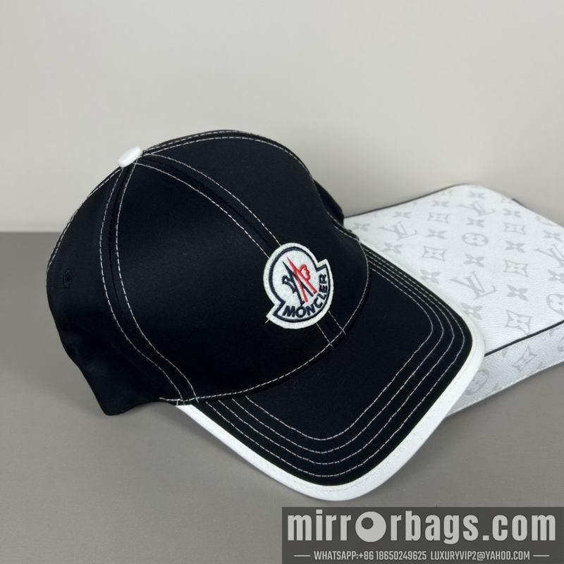 Moncler Hat dx40