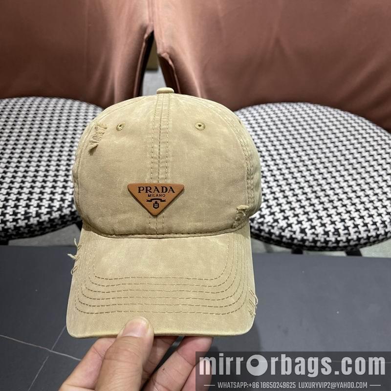 Prada Hat 040204