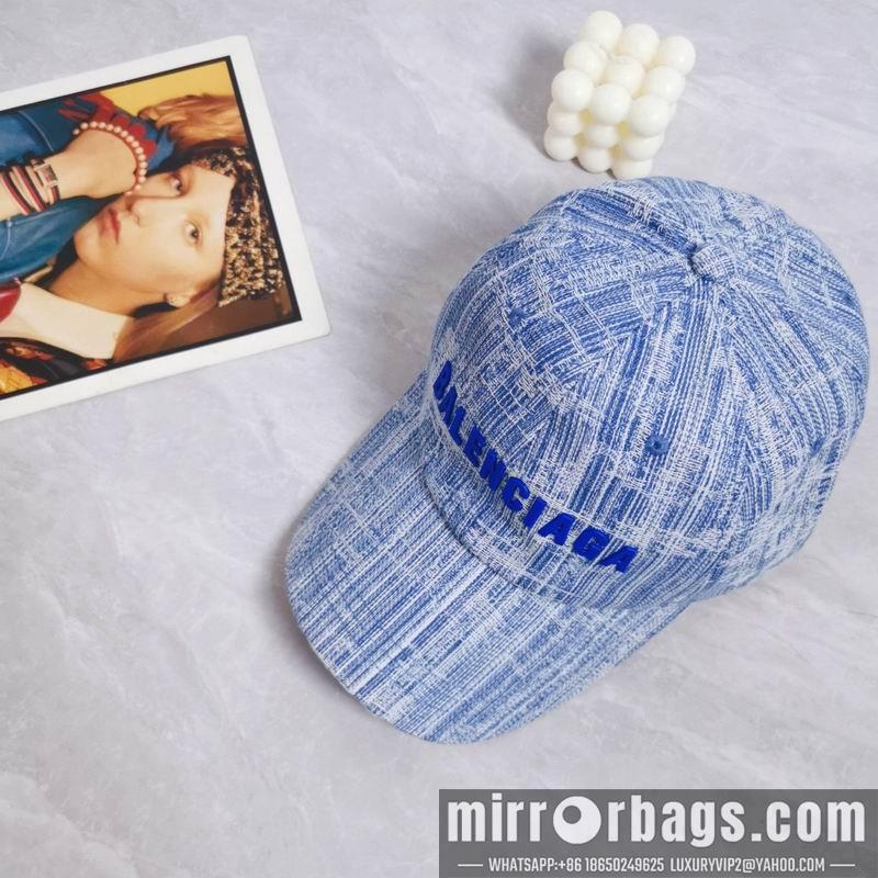 Balenciaga Hat dx32