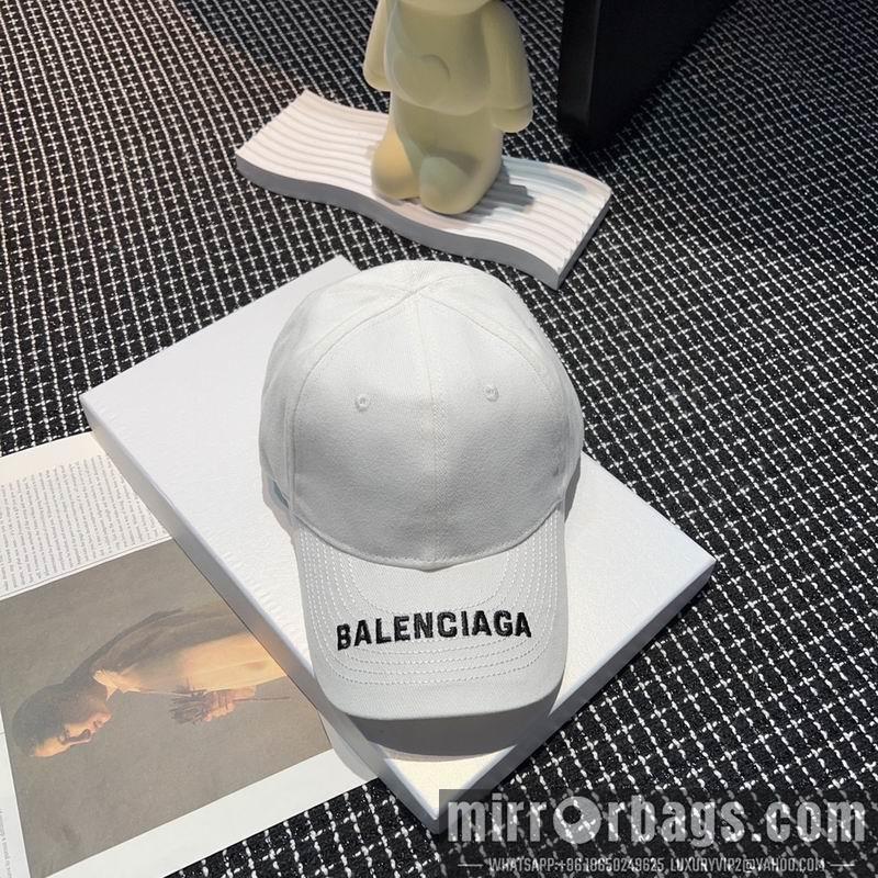 Balenciaga Hat dx13