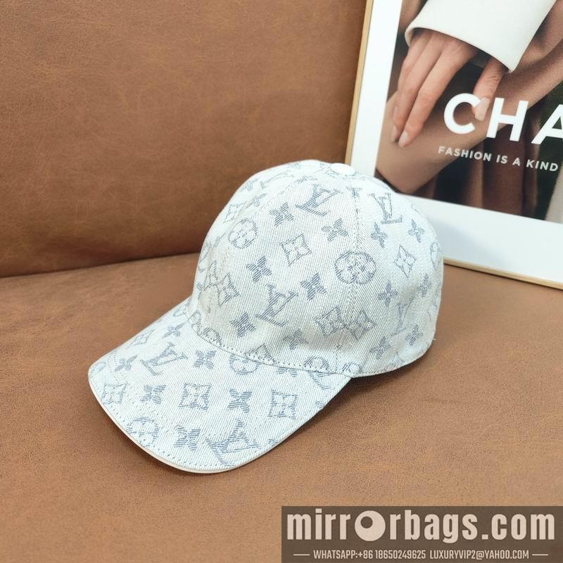 LV Hat dx80
