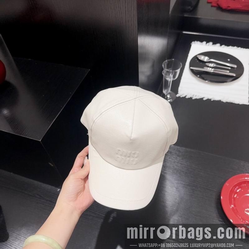 Miumiu Hat 082601