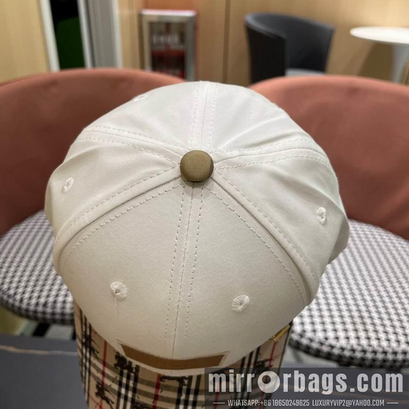Burberry Hat 050701