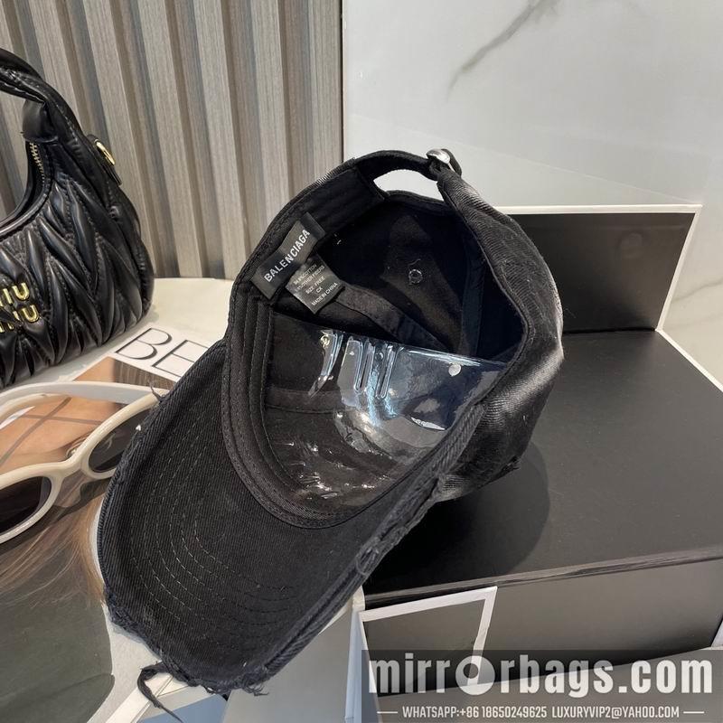 Balenciaga Hat dx65