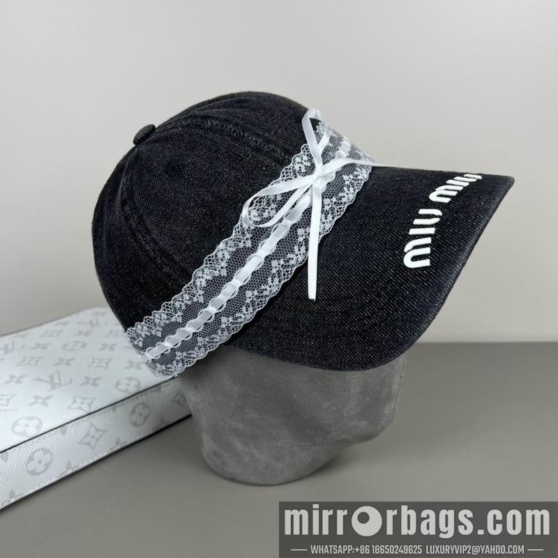 Miumiu Hat dx16