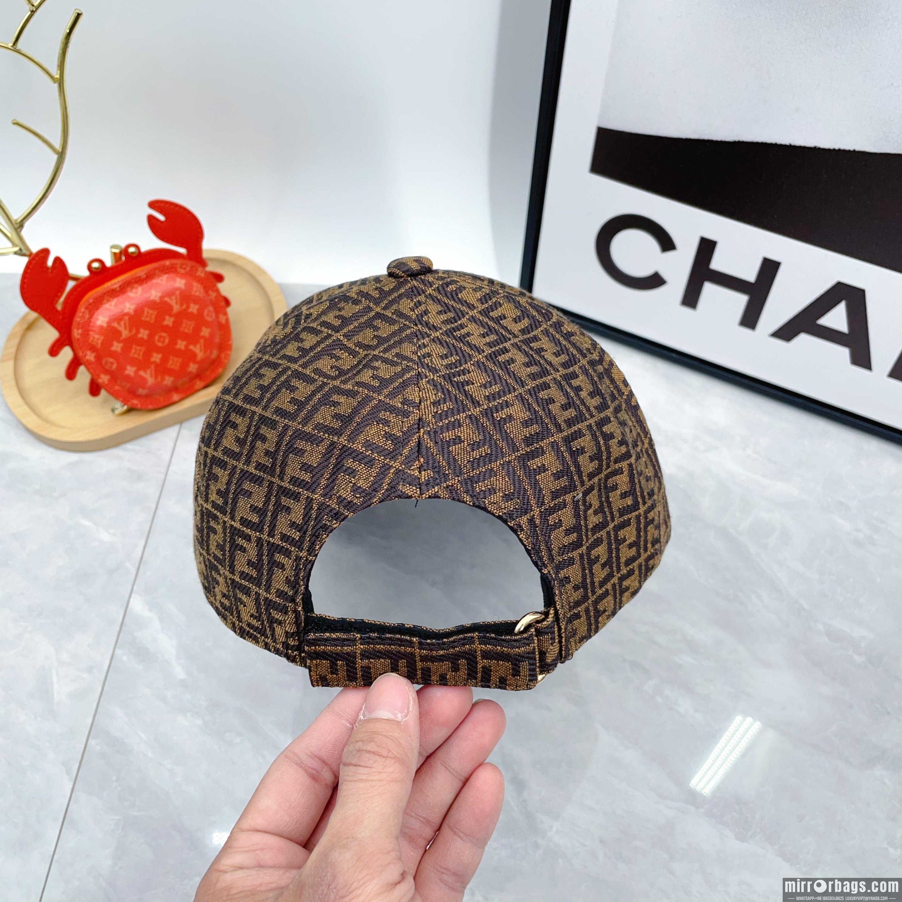 Fendi Hat dx64