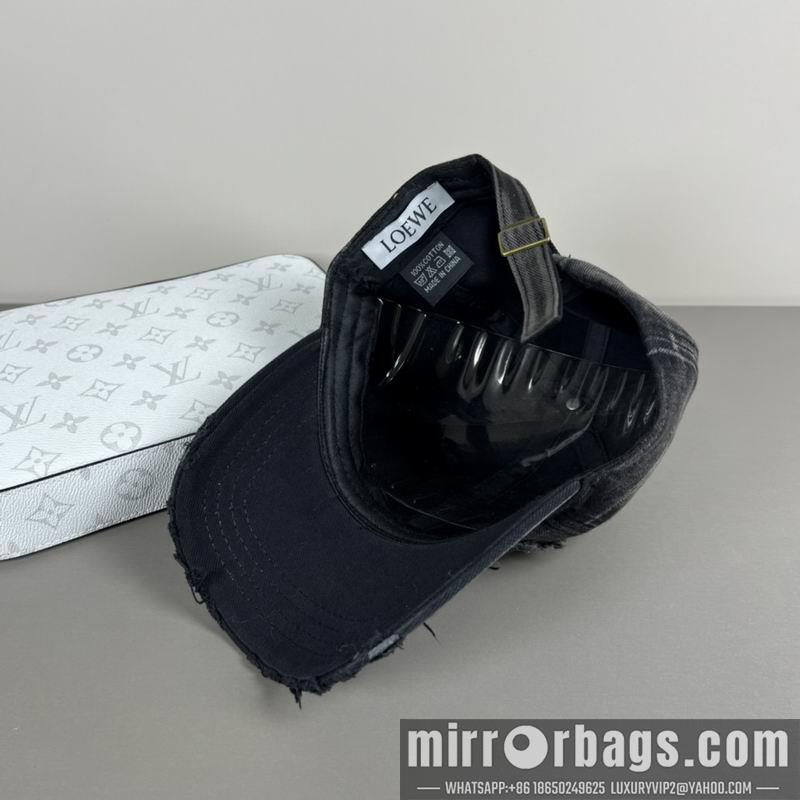 Loewe Hat dx42