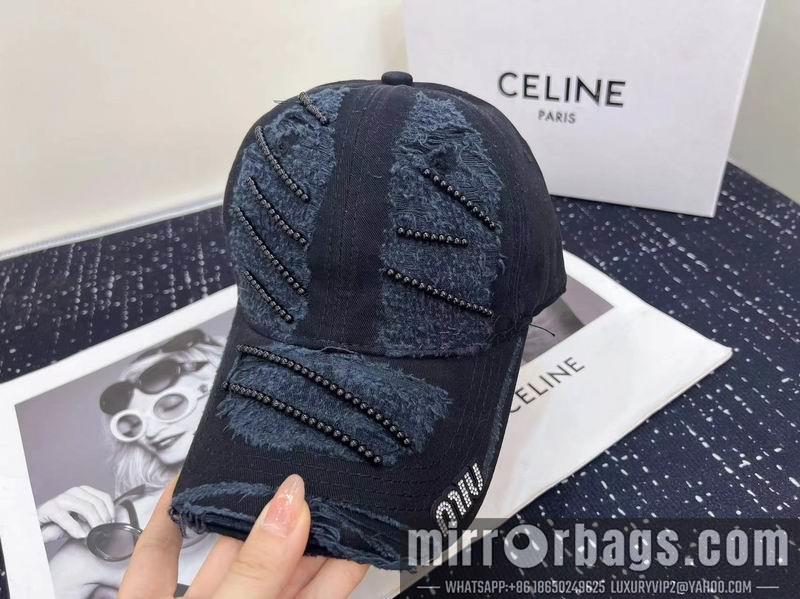 Miumiu Hat dx69