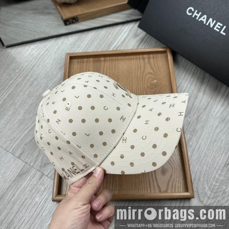 Chanel Hat dx40