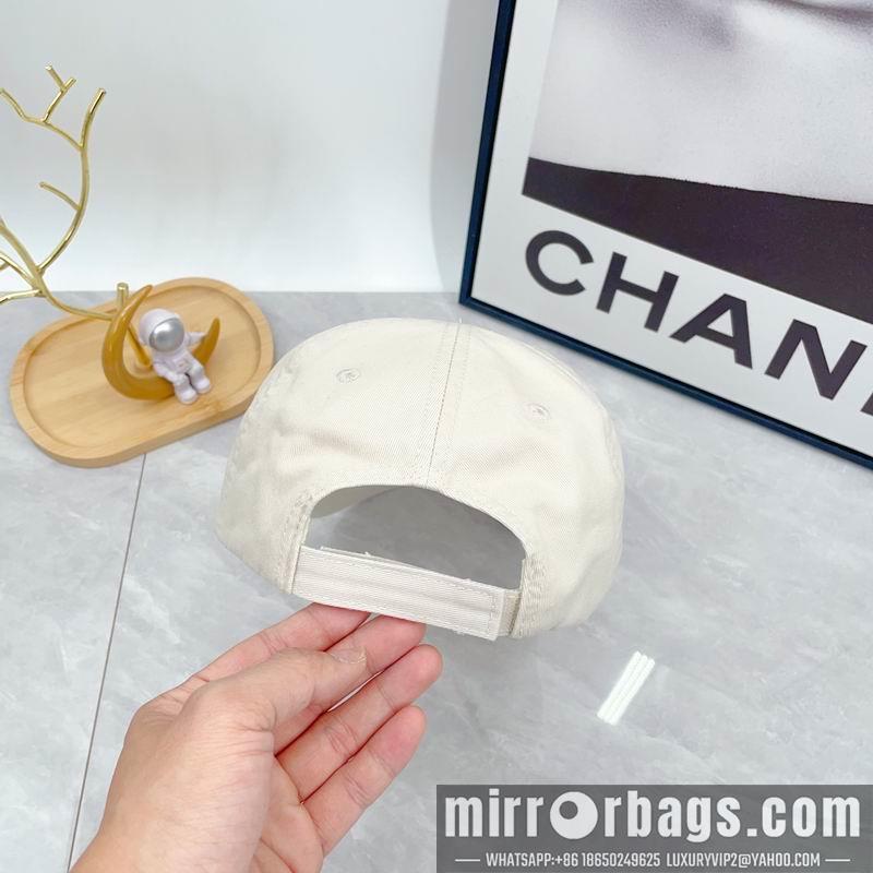 Balenciaga Hat dx67