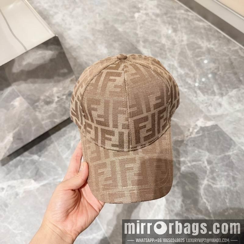 Fendi Hat dx28