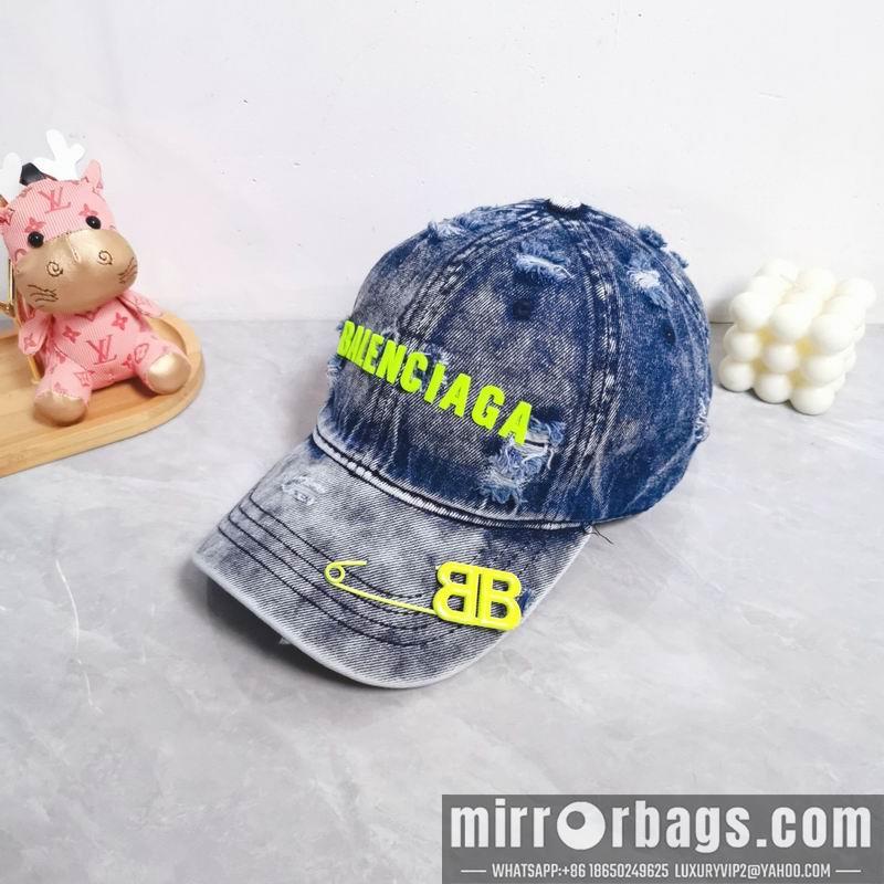 Balenciaga Hat dx30
