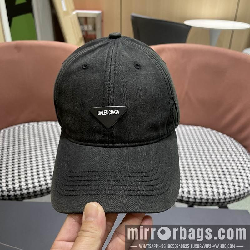 Prada Hat 040203