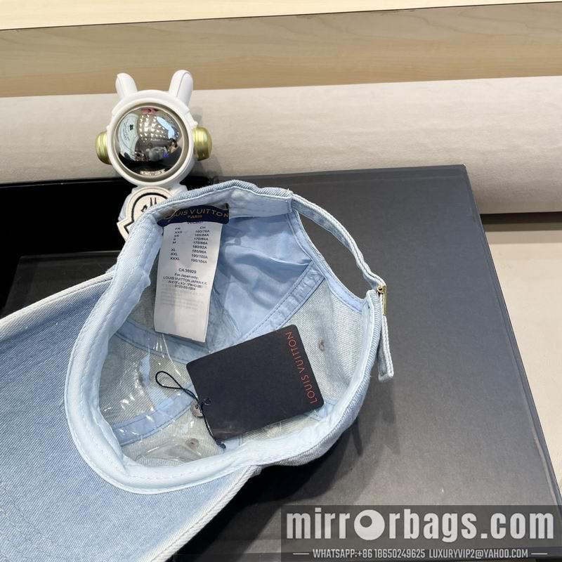 LV Hat 081402