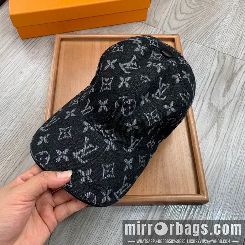 LV Hat dx171