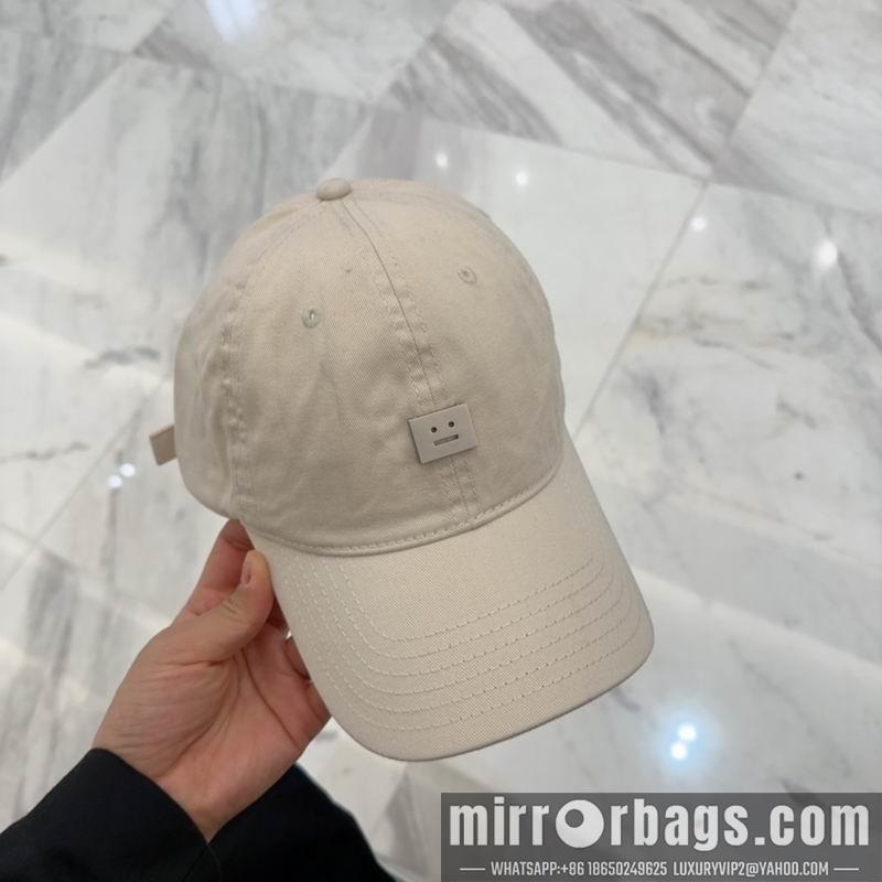 Acne Hat dx20