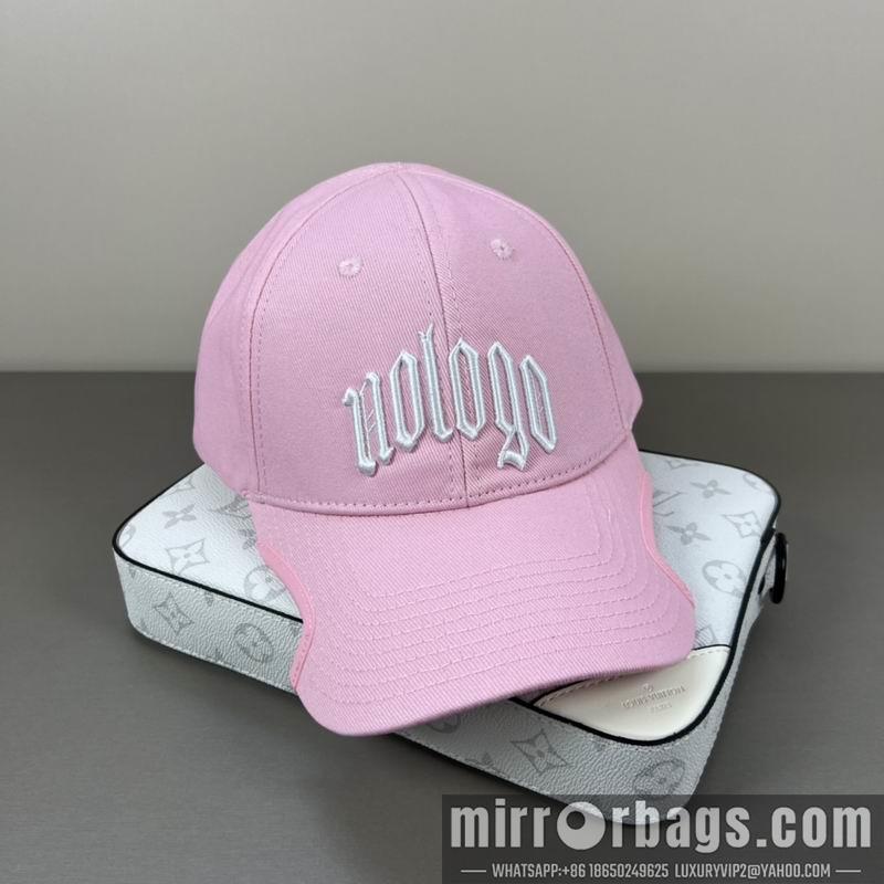 Balenciaga Hat 021004