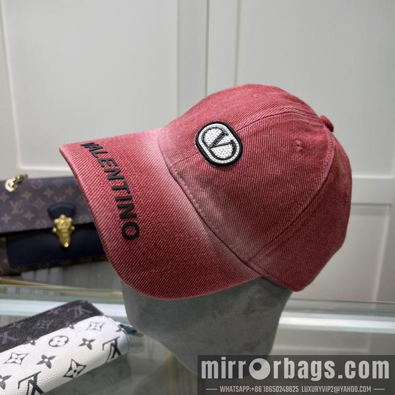 Valentino Hat dx02