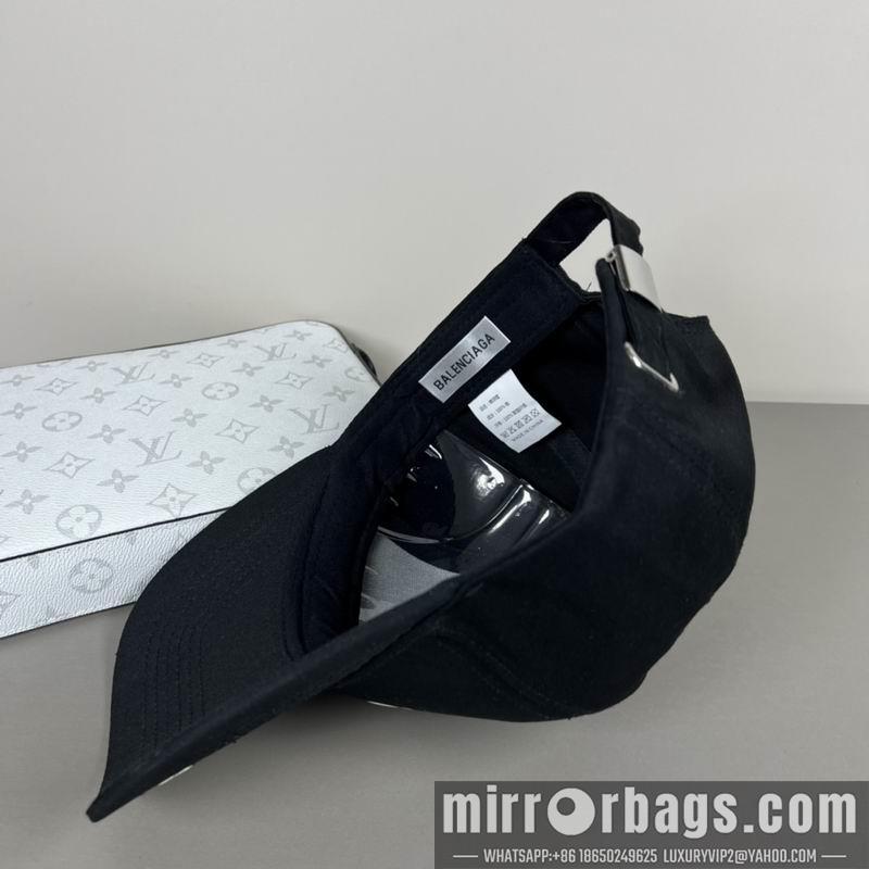 Balenciaga Hat dx47