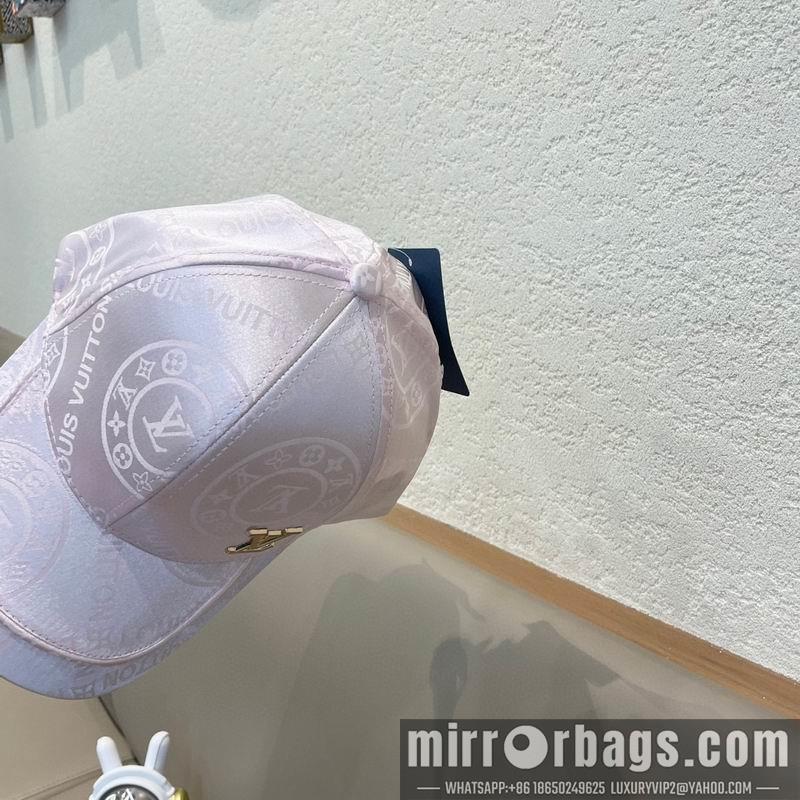 LV Hat 081401