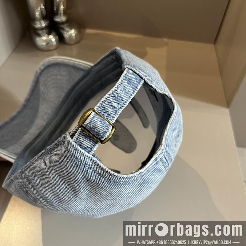 Celine Hat dx37