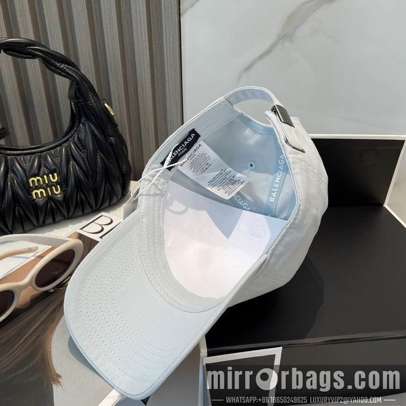 Balenciaga Hat dx64