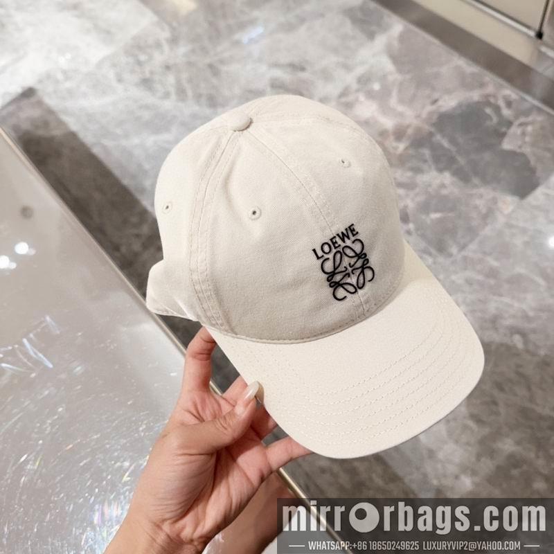 Loewe Hat dx56
