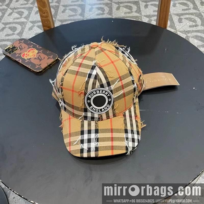 Burberry Hat 030717