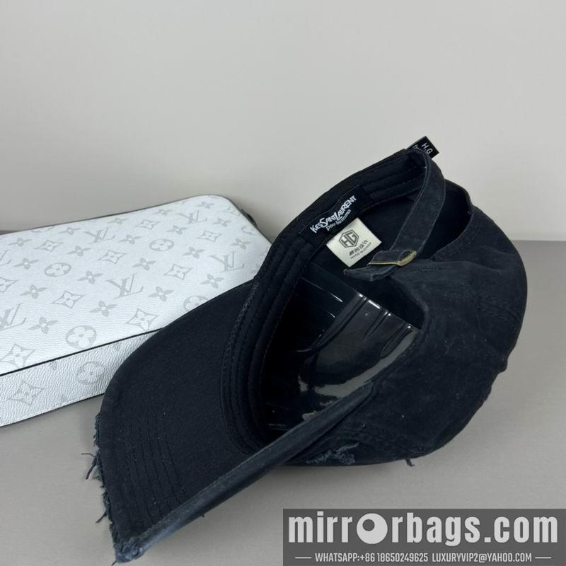 YSL Hat dx34