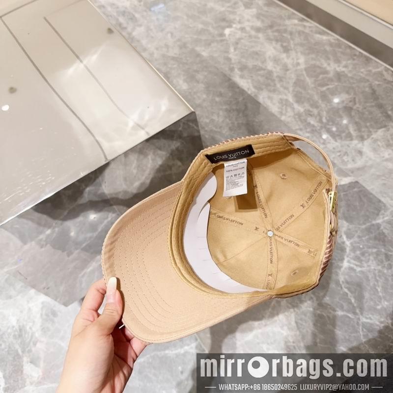 LV Hat 072806