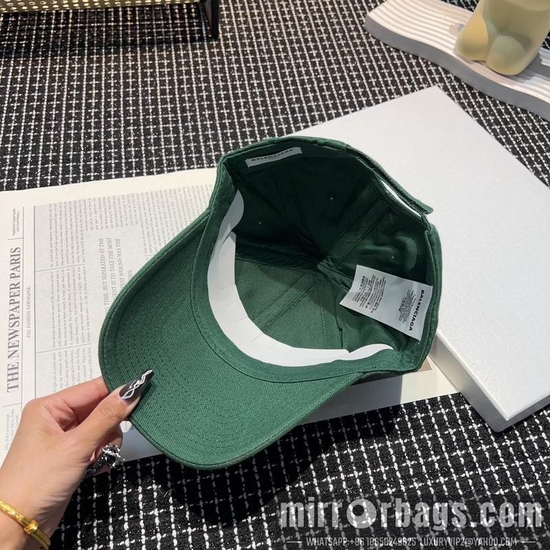 Balenciaga Hat dx07