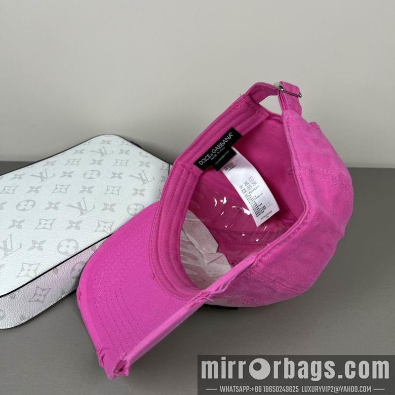 DG Hat dx21