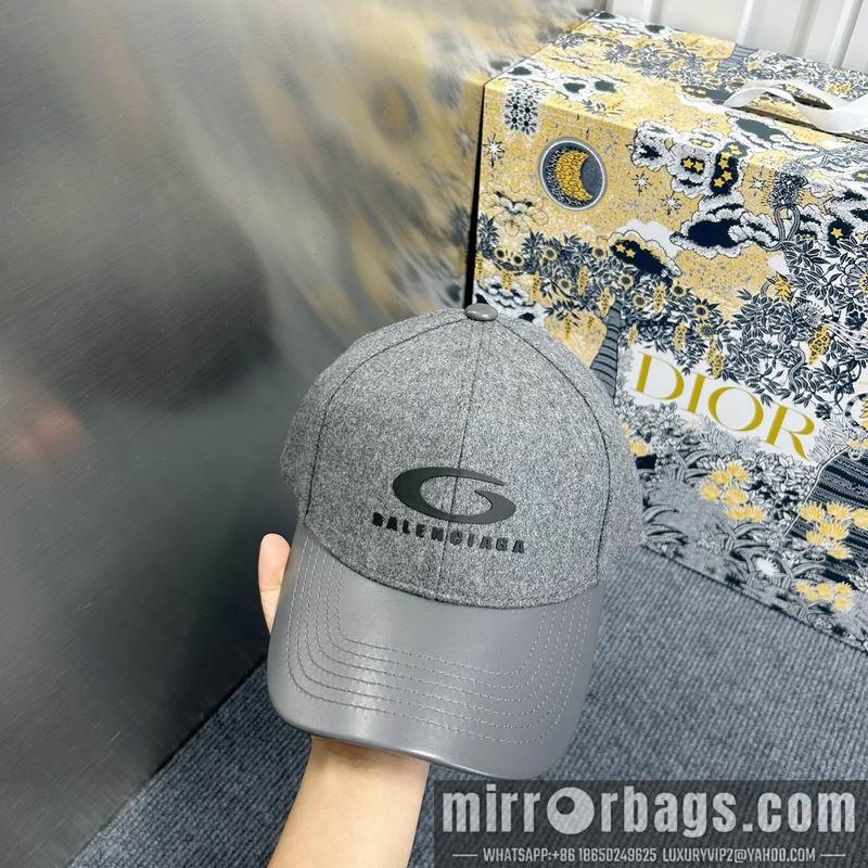Balenciaga Hat dx89