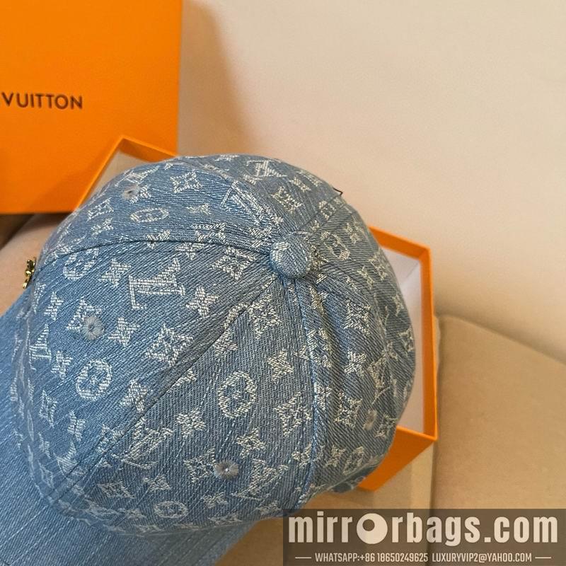 LV Hat dx36