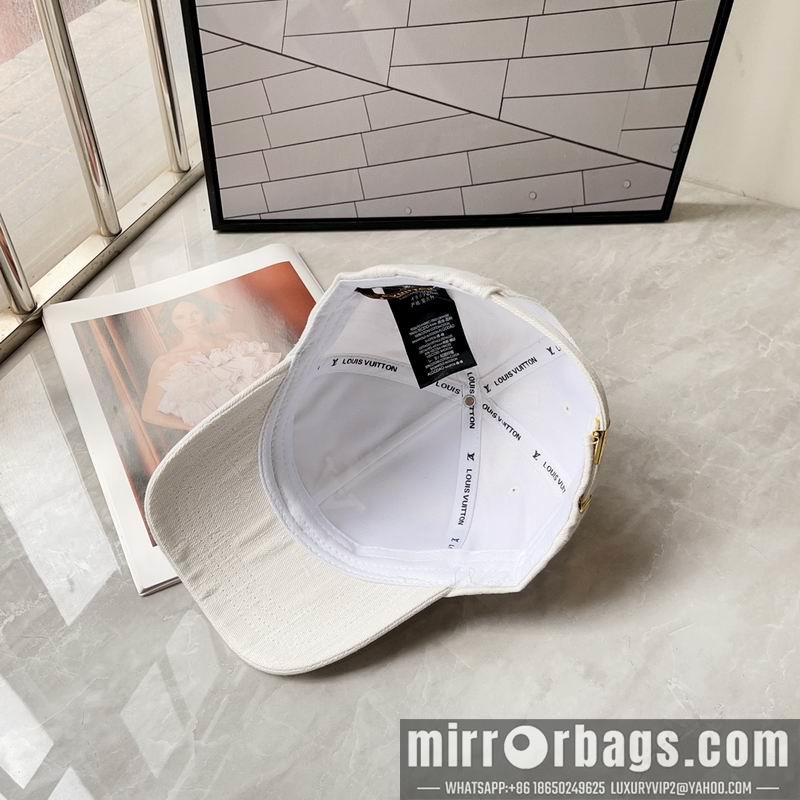 LV Hat 050704