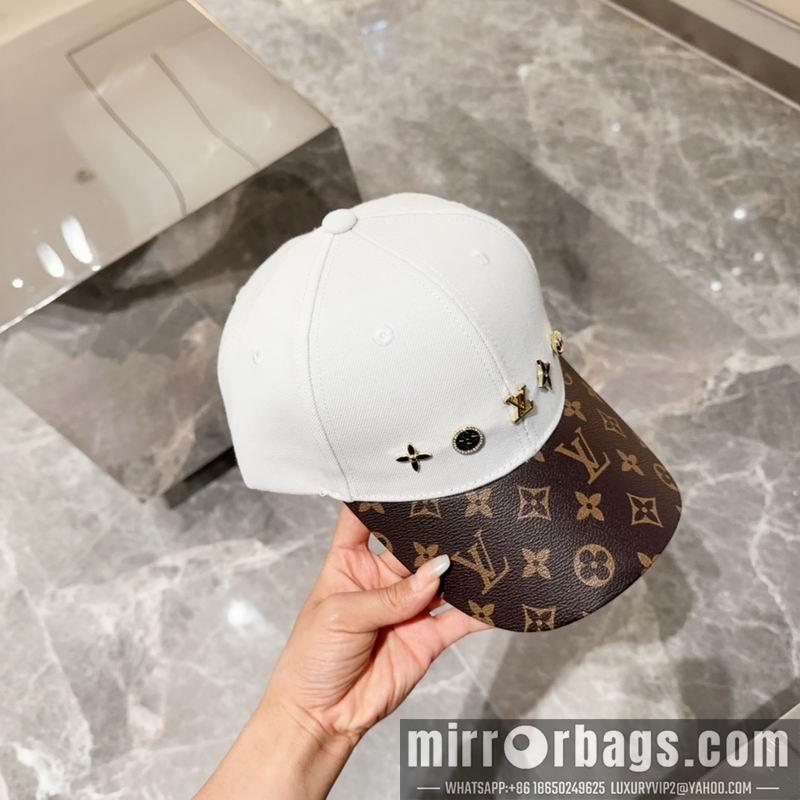 LV Hat 041704
