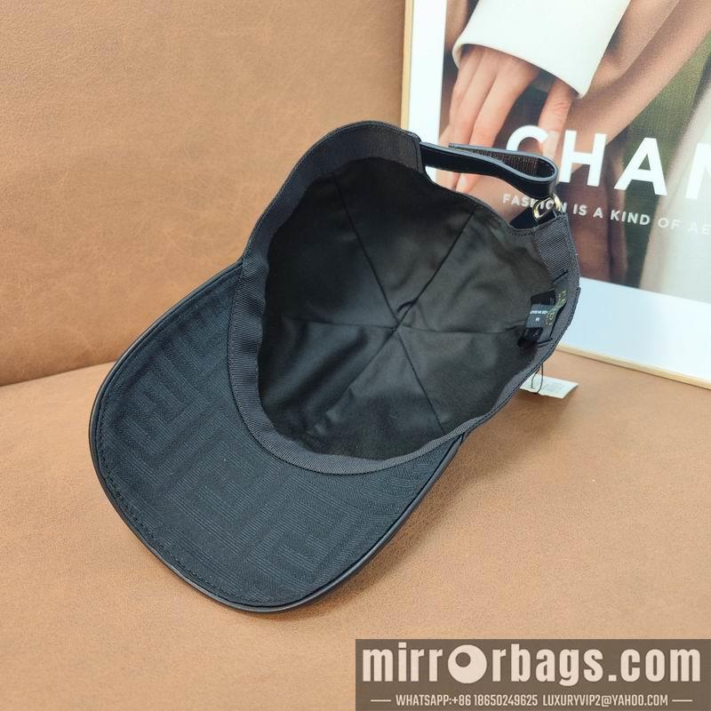Fendi Hat dx47