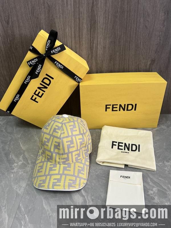 Fendi Hat dx53