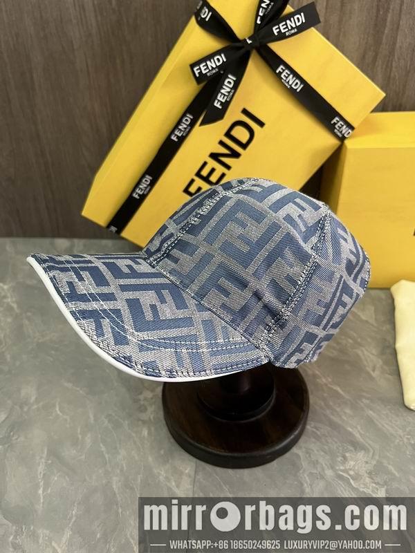 Fendi Hat dx53